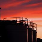 Reis-Silos im Sonnenaufgang