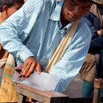 Reisebericht: <Nord Myanmar (Burma)> 2009 - Teil 32 – Die Eiscreme Maschine Impression A