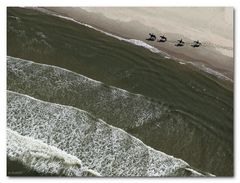 Reiten am Strand (Luftbild, aerial)