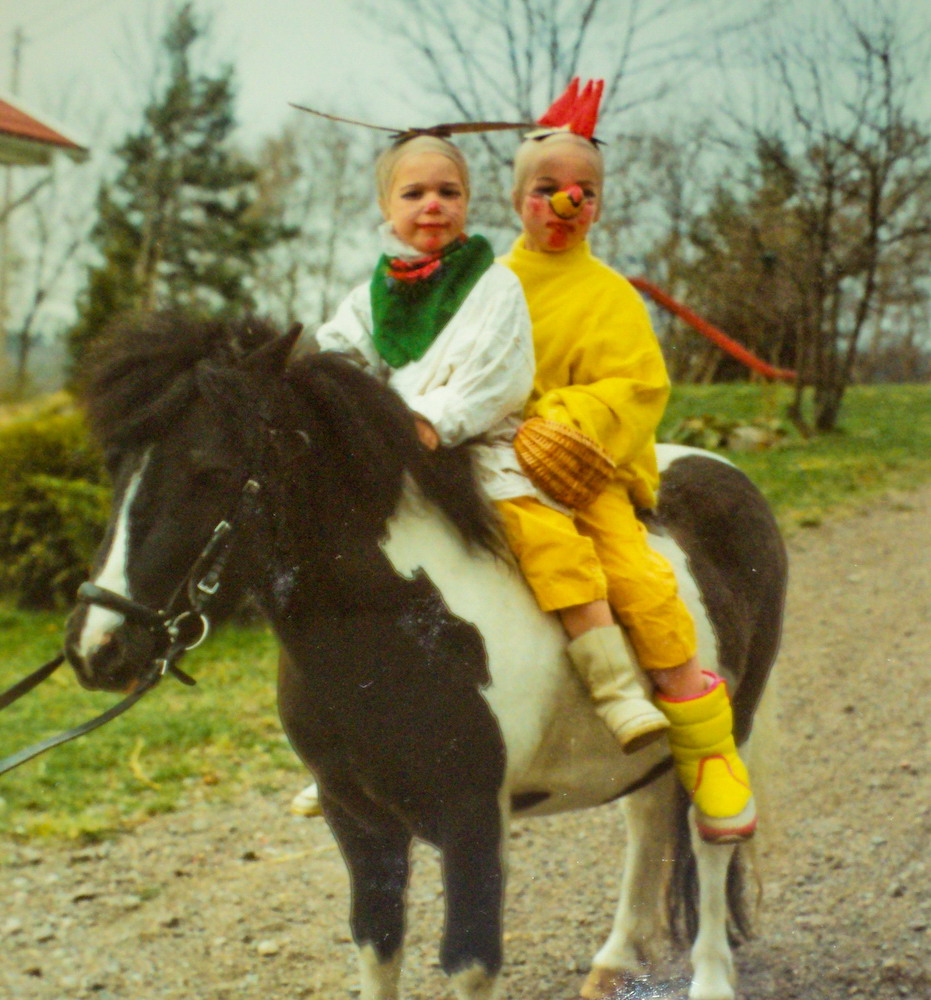 Reitende Osterhexen