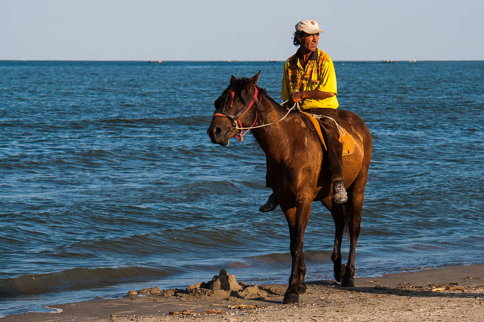 Reiter am Schwarzmeerstrand von Sfantu Gheorge