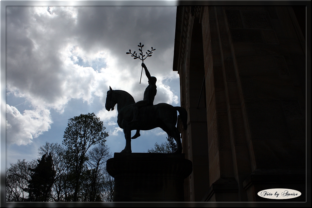 Reiter auf dem Friedensdenkmal