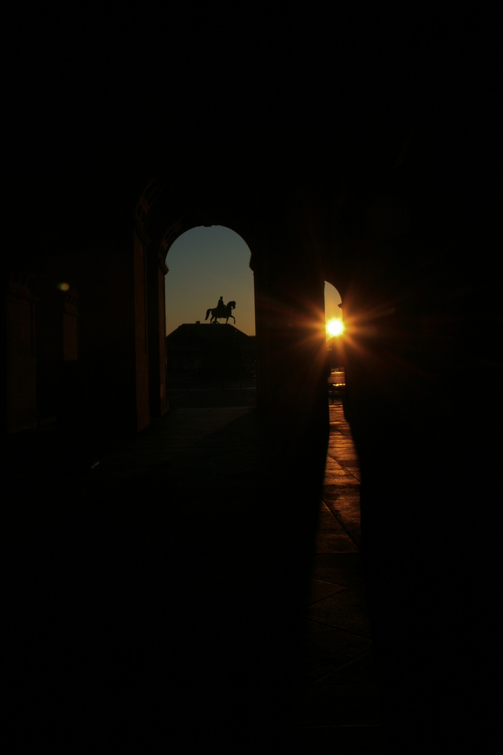 Reiter im Sonnenaufgang