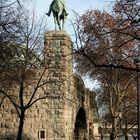 Reiterdenkmal vor der Hohenzollernbrücke (29.11.2011) (2)