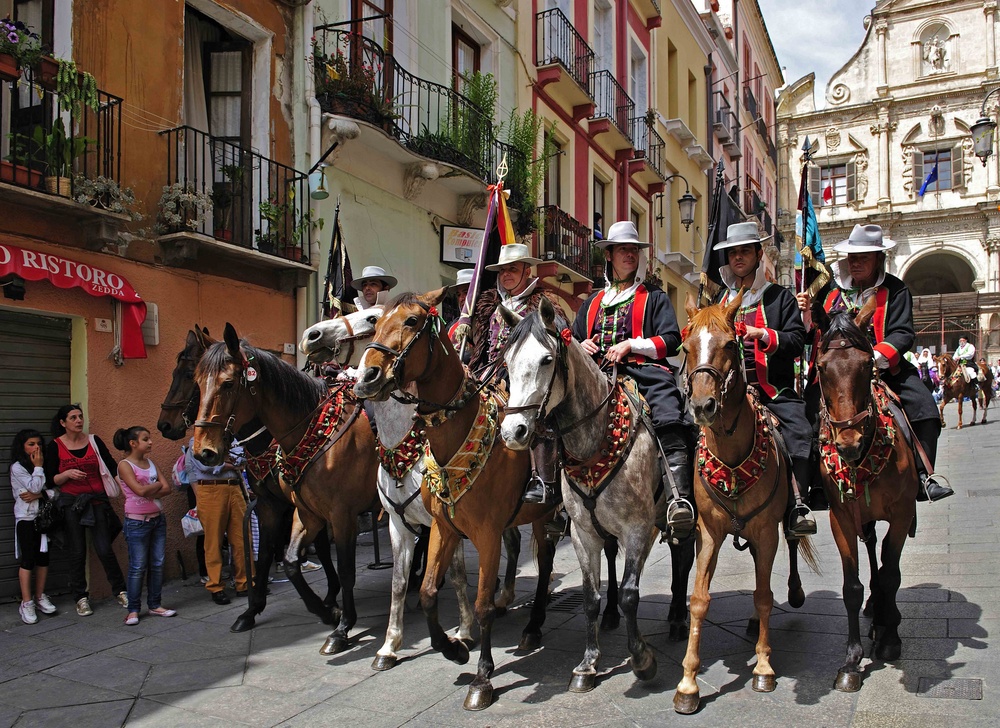 Reitertruppe auf dem Sant´Efisio Fest in Cagliari