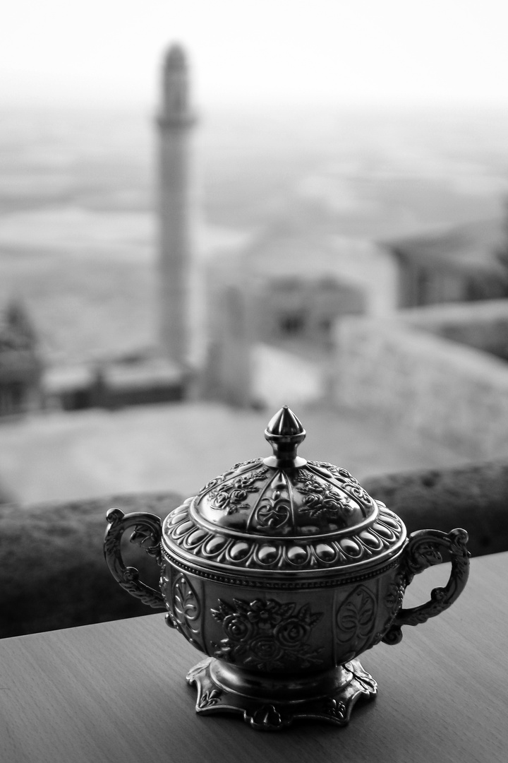 relaxed in Mardin