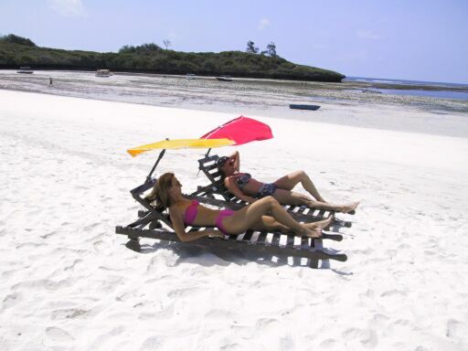 Relaxen am Strand von Kenya