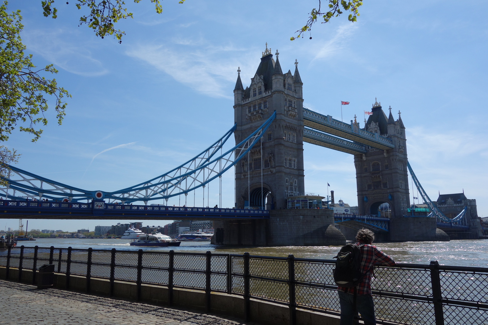 Relaxen an der Tower Bridge