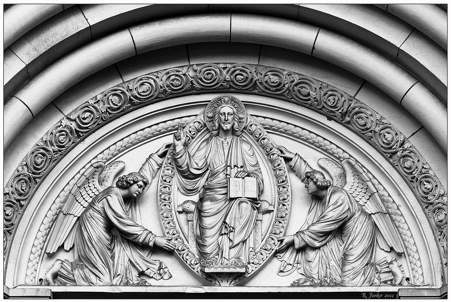 Relief am Bremer Dom