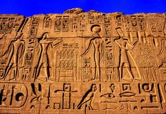 Relief im Karnak Tempel