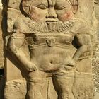 Relieffragment mit der Abbildung von Bes im Dendera - Tempel