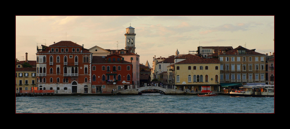 *reload *      Venezia im Abendkleid 1