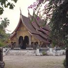 Reload: Wat Xieng Thong - Der Vorzeigetempel in Luang Prabang