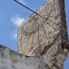 Reloj de sol, Izamal, México (Dime que hora marca el reloj?)