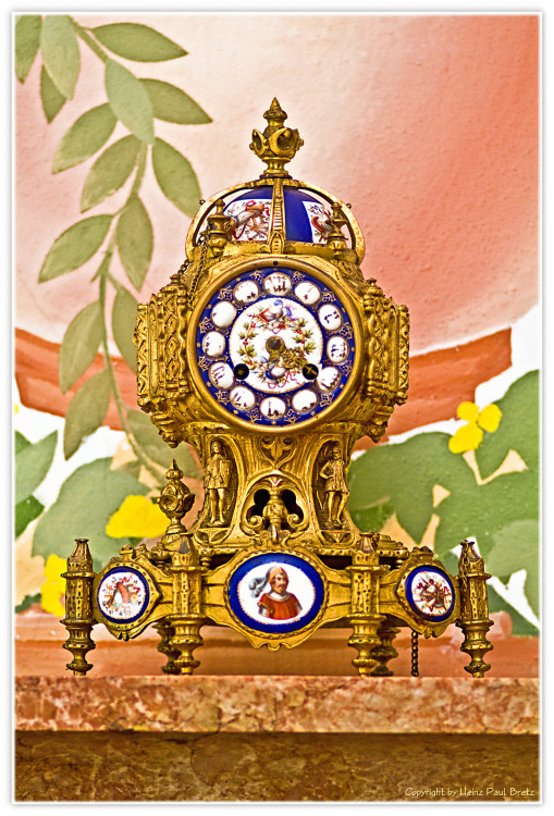 Reloj (Uhr)