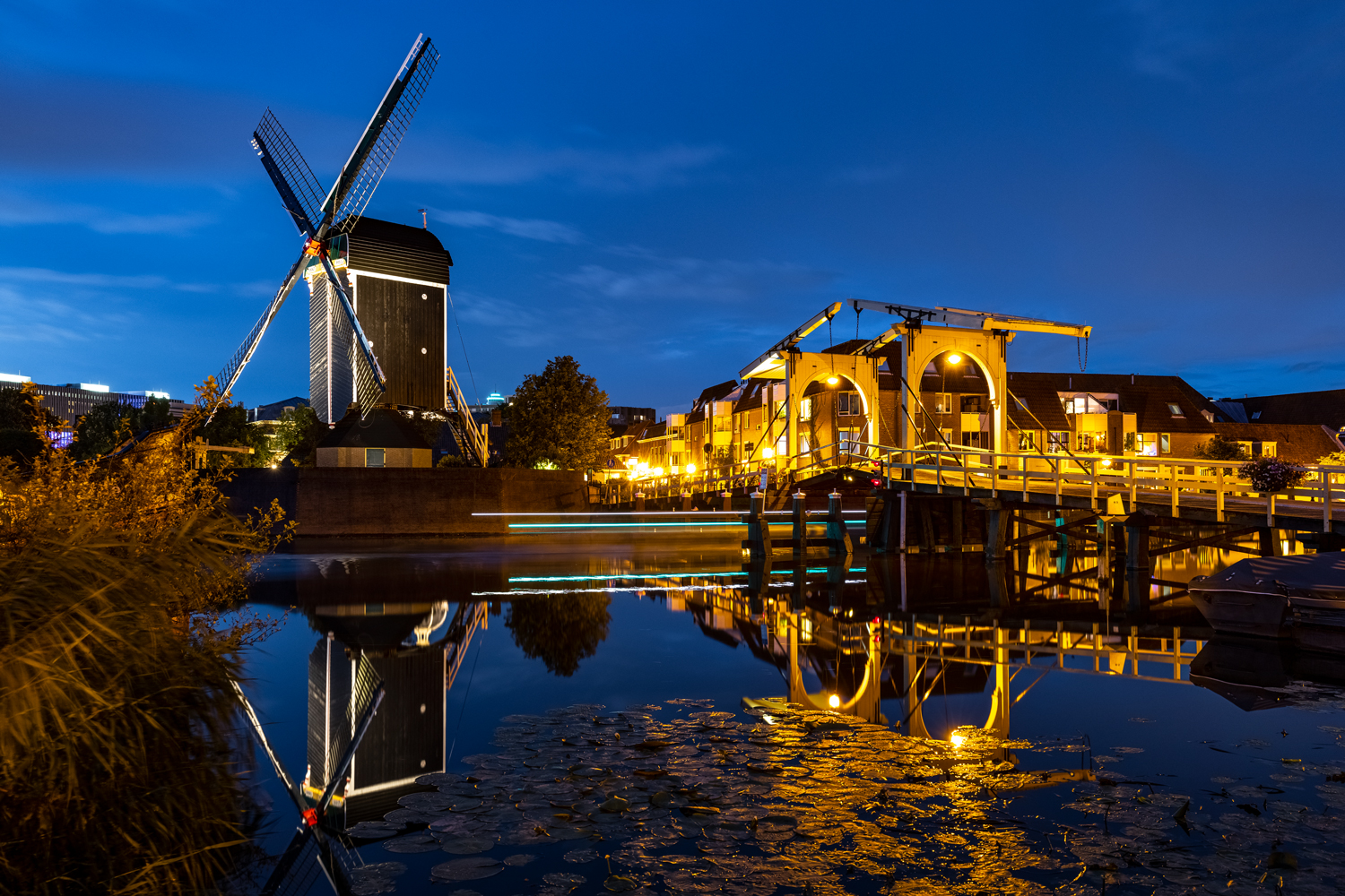 Rembrandtbrücke Leiden (NL)