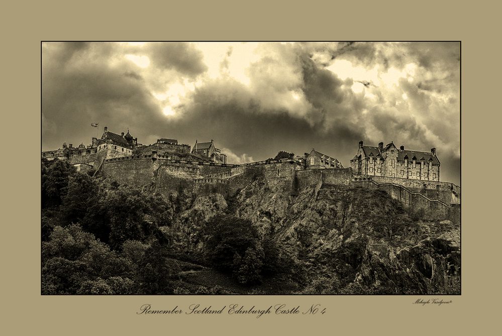 Remember Scotland Edinburgh Castle No 4