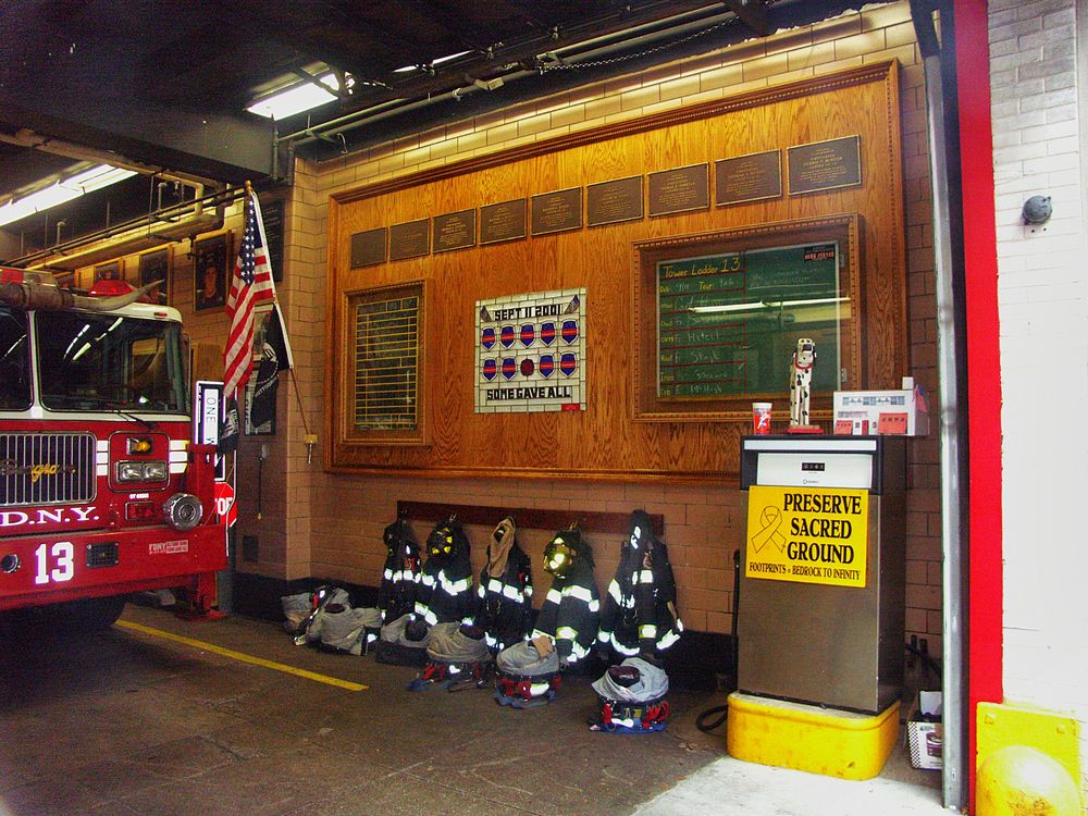 Remembering New York's Bravest / Engine Co. 22 / Ladder Co. 13 / 10th Battalion / 2004 / 3