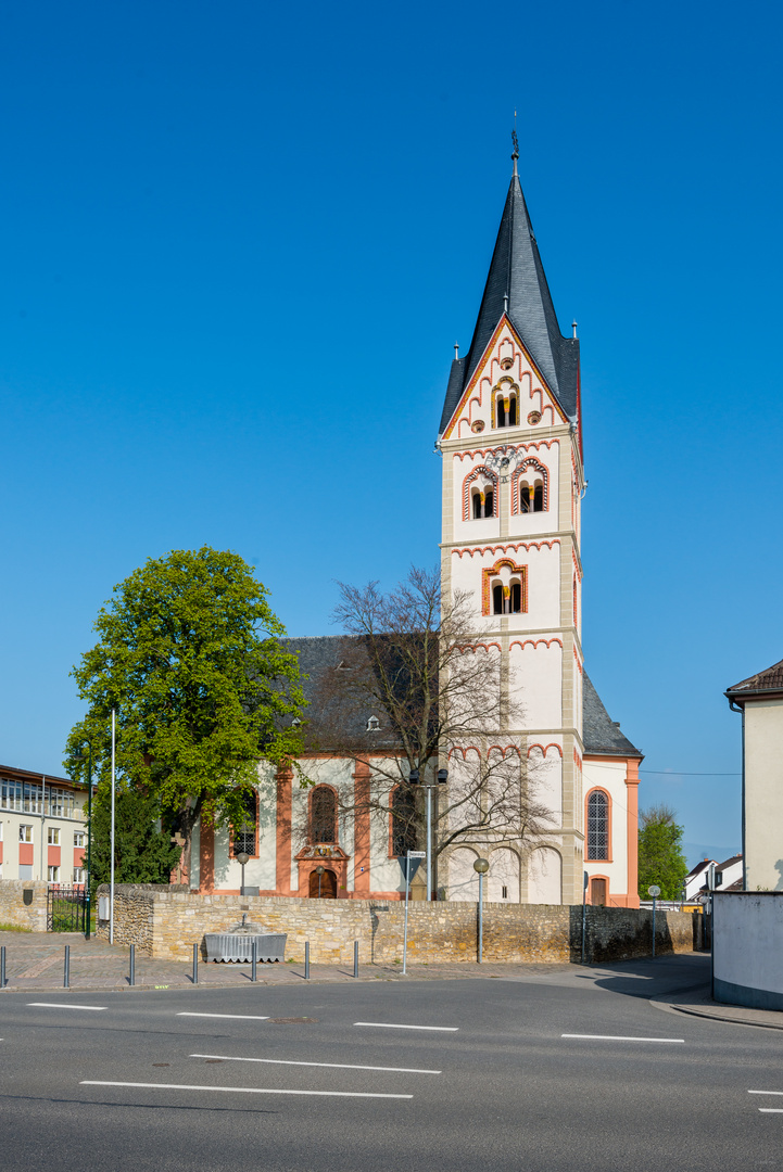 Remigius-Kirche Ingelheim 18