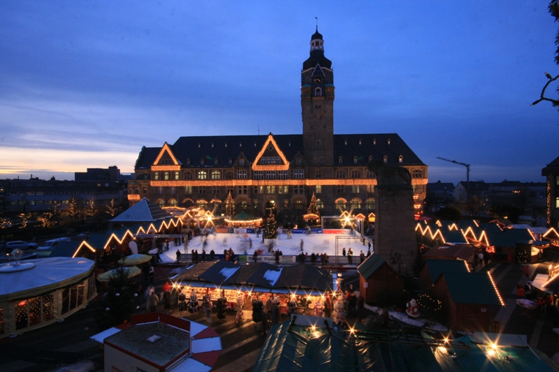 Remscheider Rathaus zur Weihnachtszeit