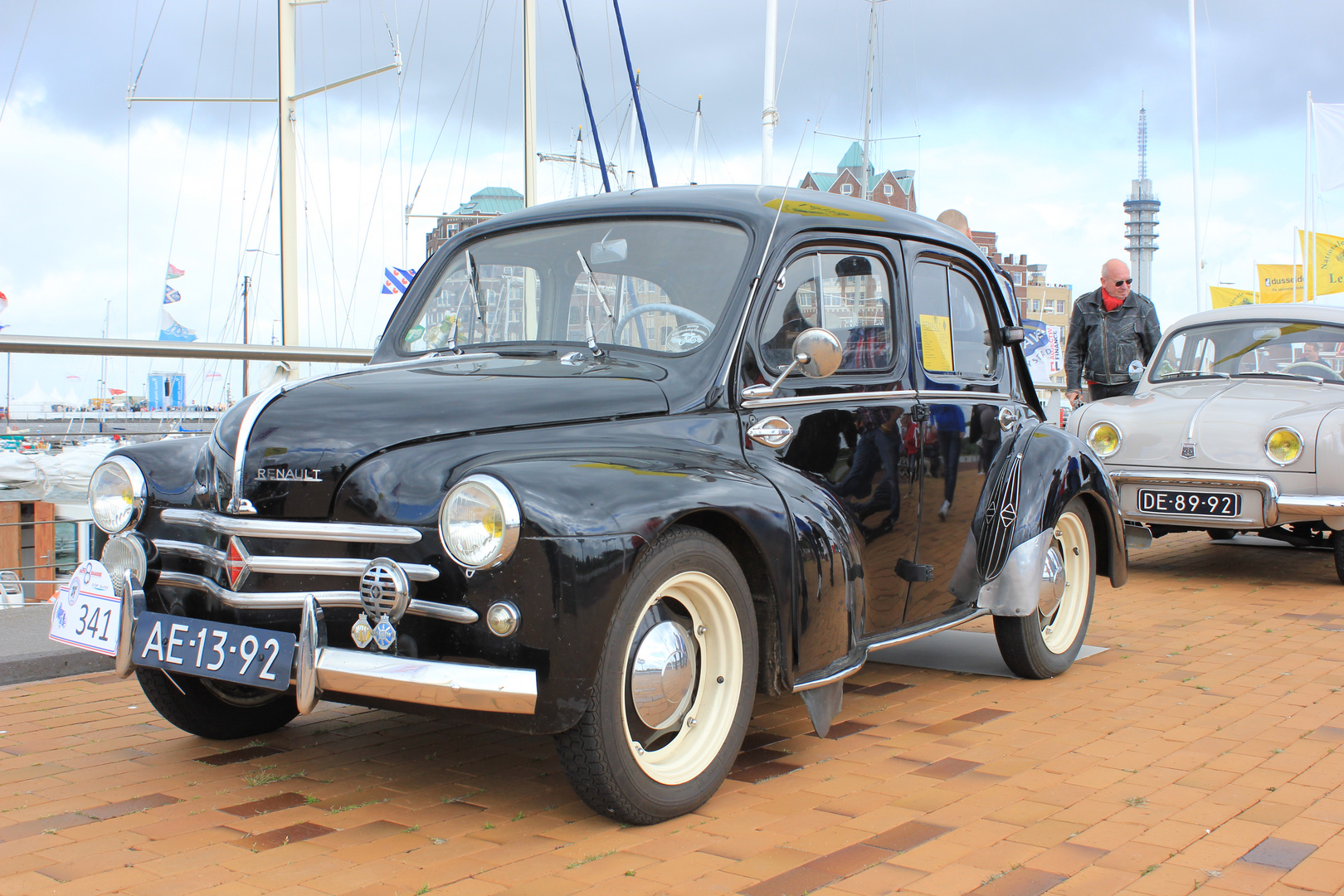 Renault 4 cv. [1955].