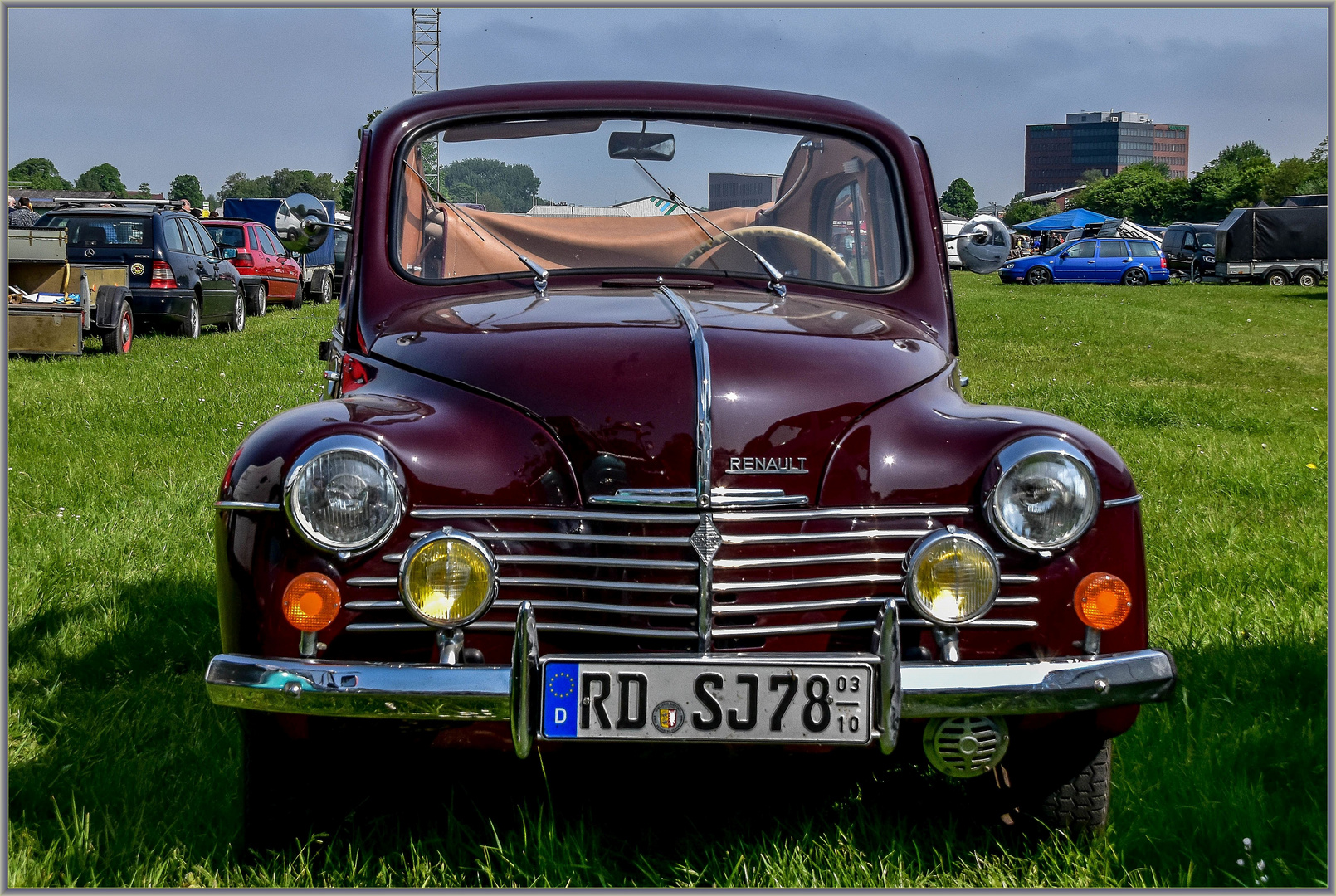 Renault 4CV