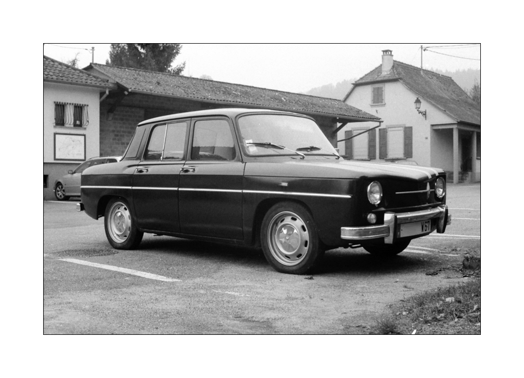 Renault 8