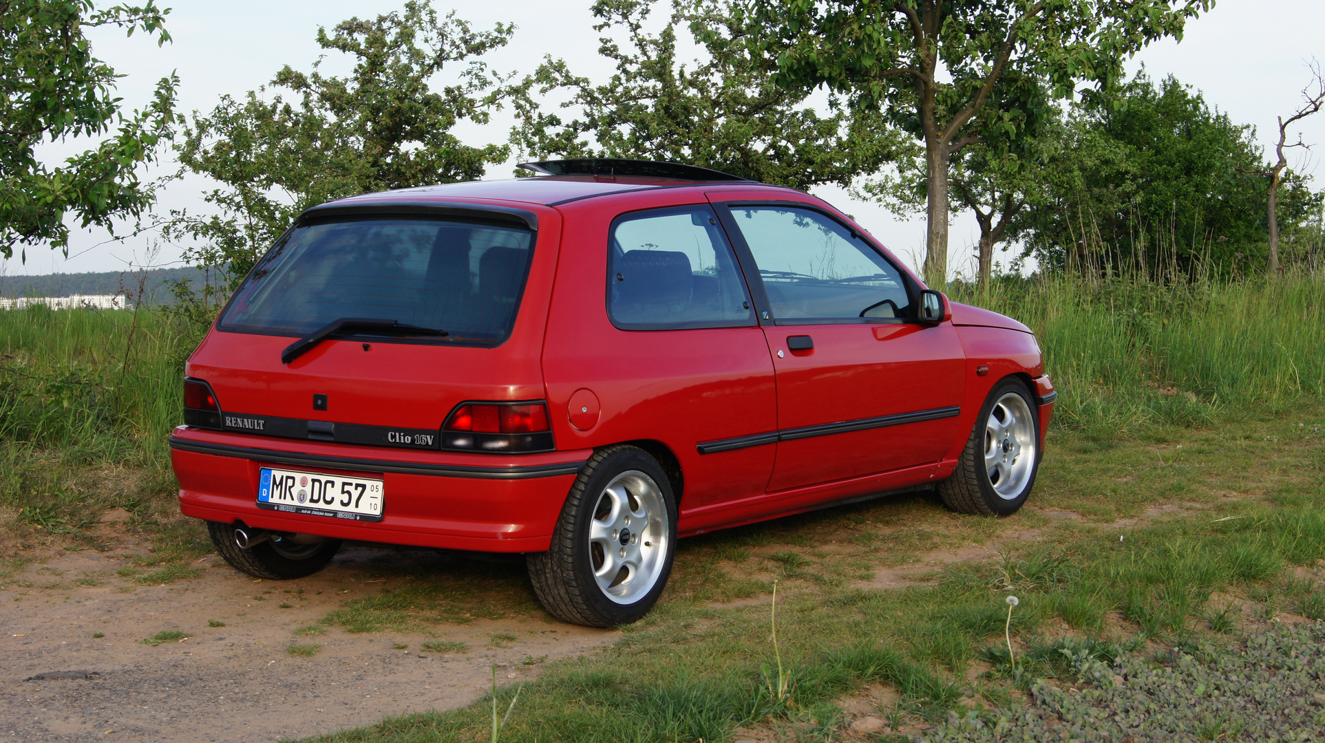 Renault Clio 16 V