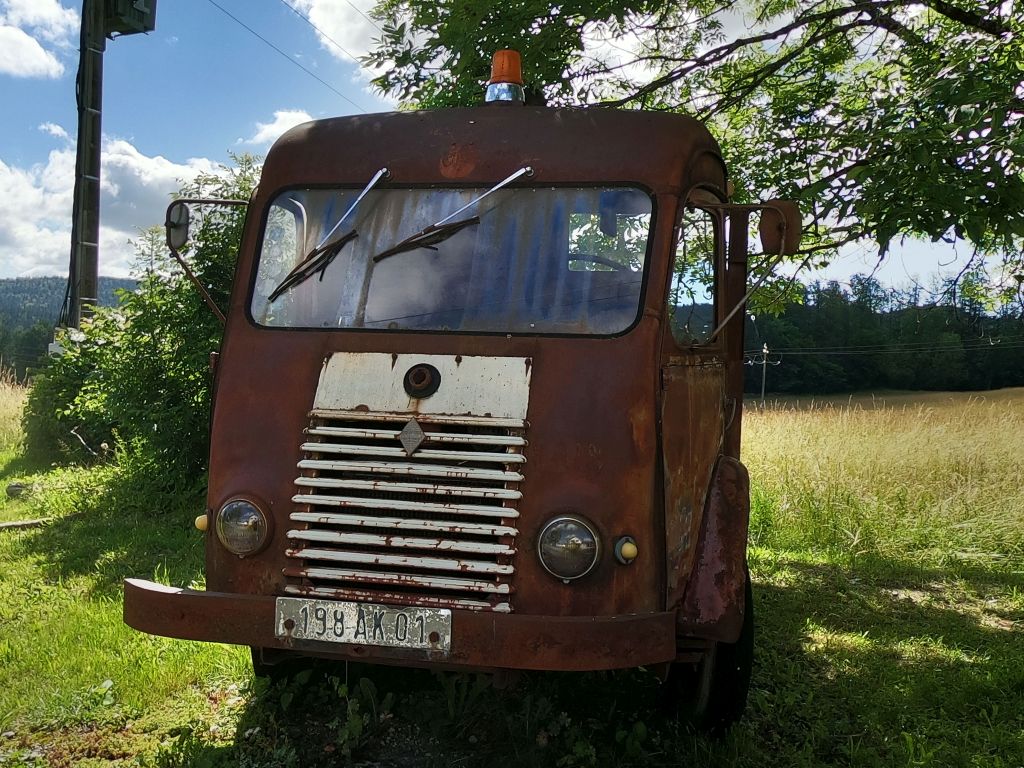 Renault LKW-2552