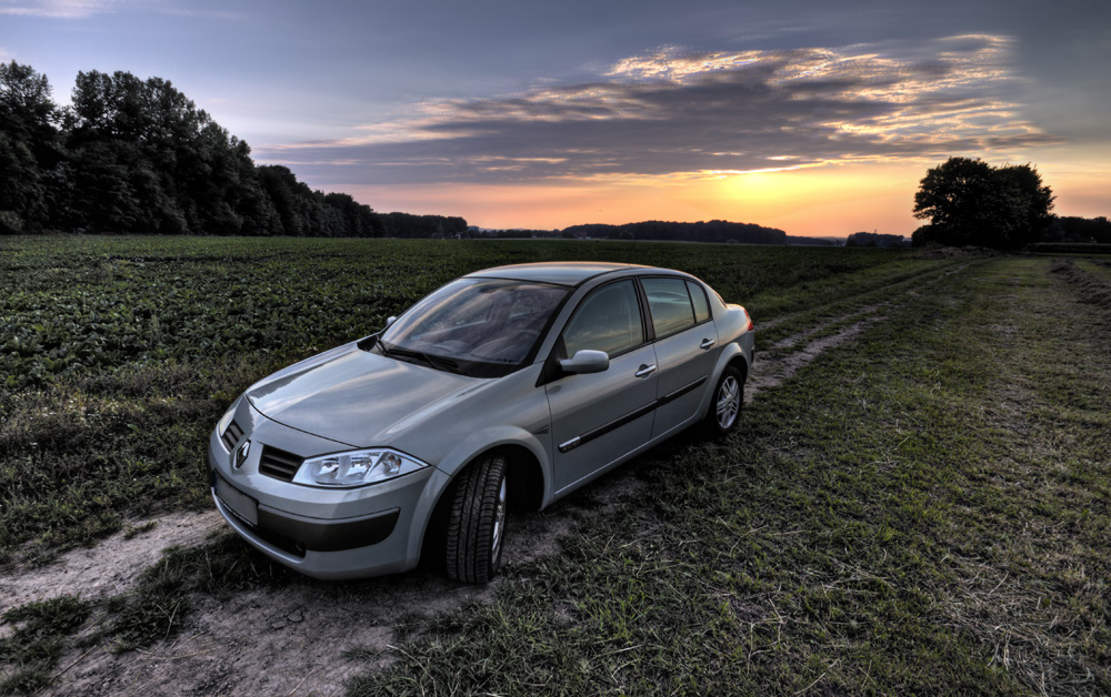 Renault Mégane II - Stufenheck - vorn links 1