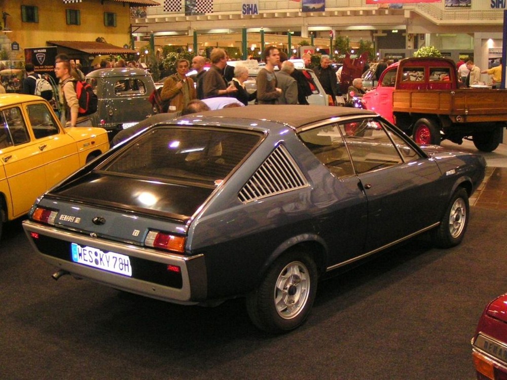 Renault R 17