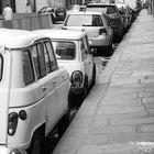 Renault R4 und Mini in Paris