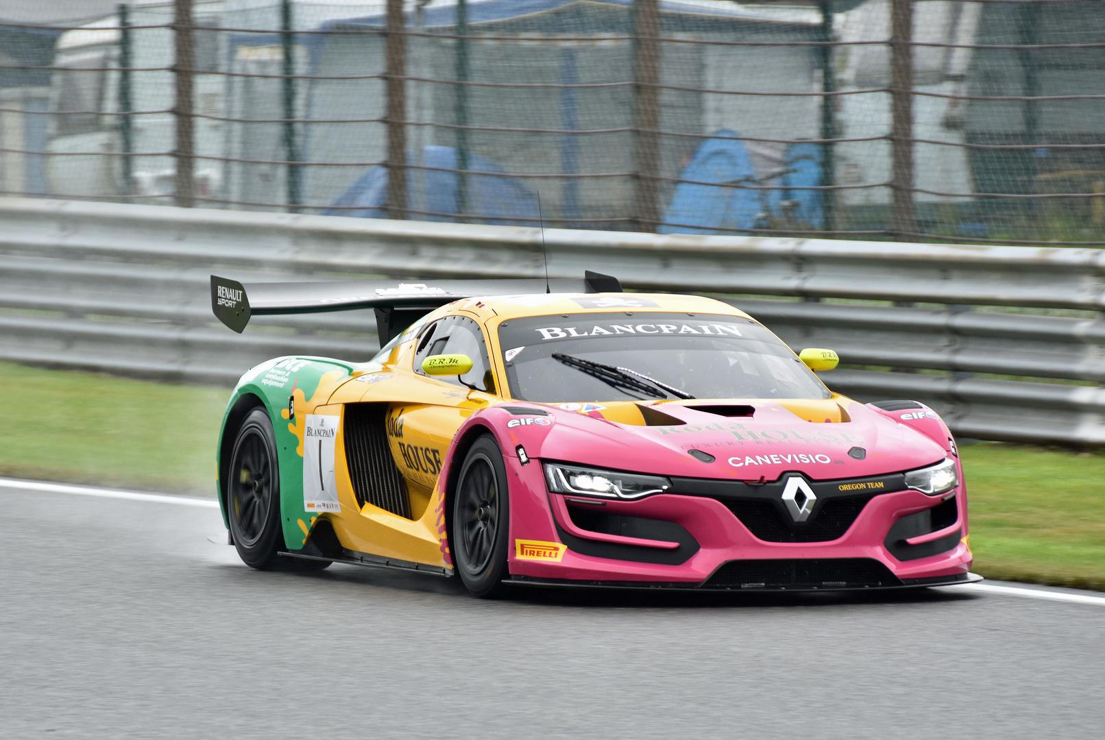 Renault RS01