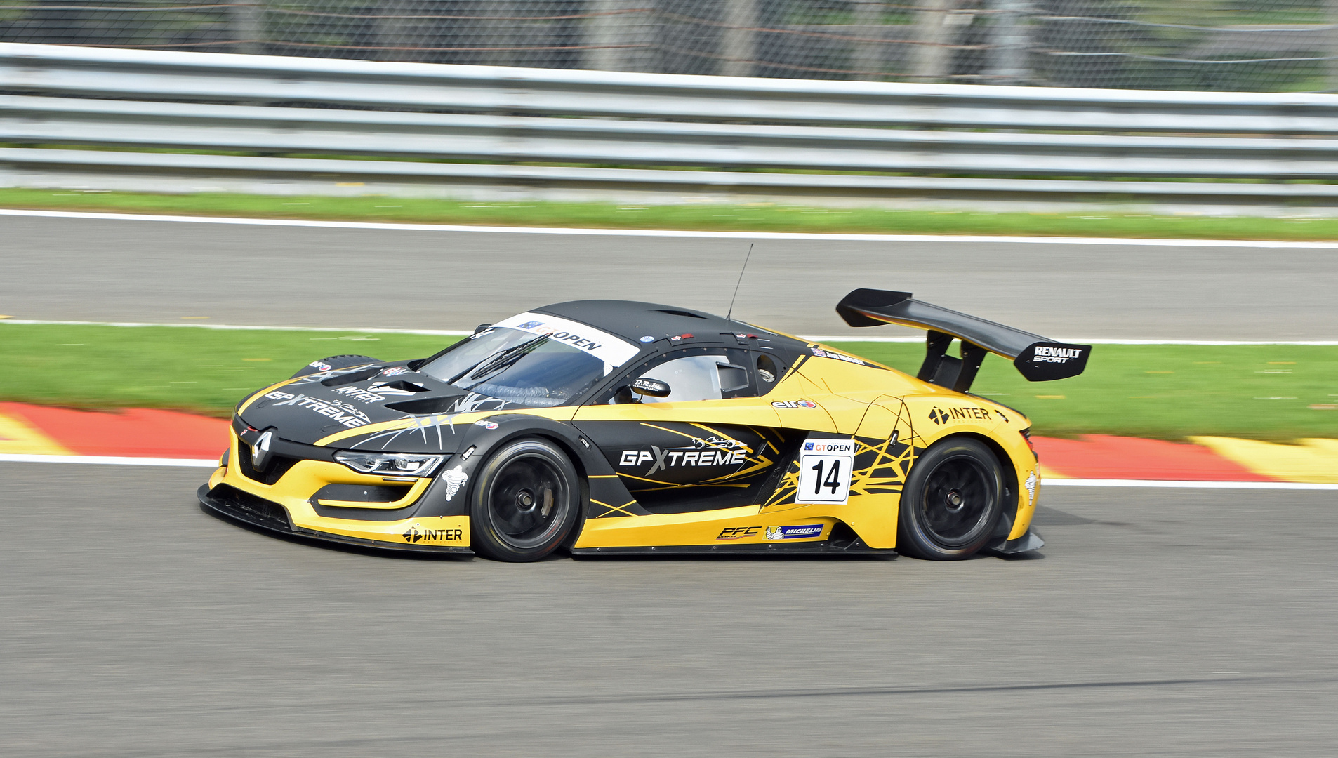 Renault RS01 GT3 