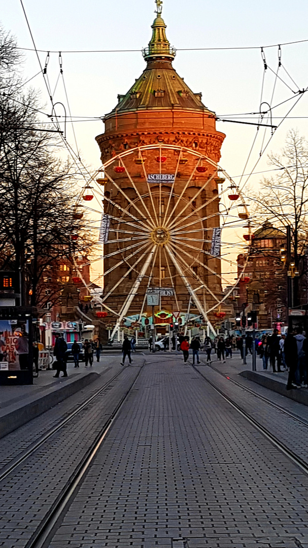 Rendevous - Riesenrad trifft Wasserturm