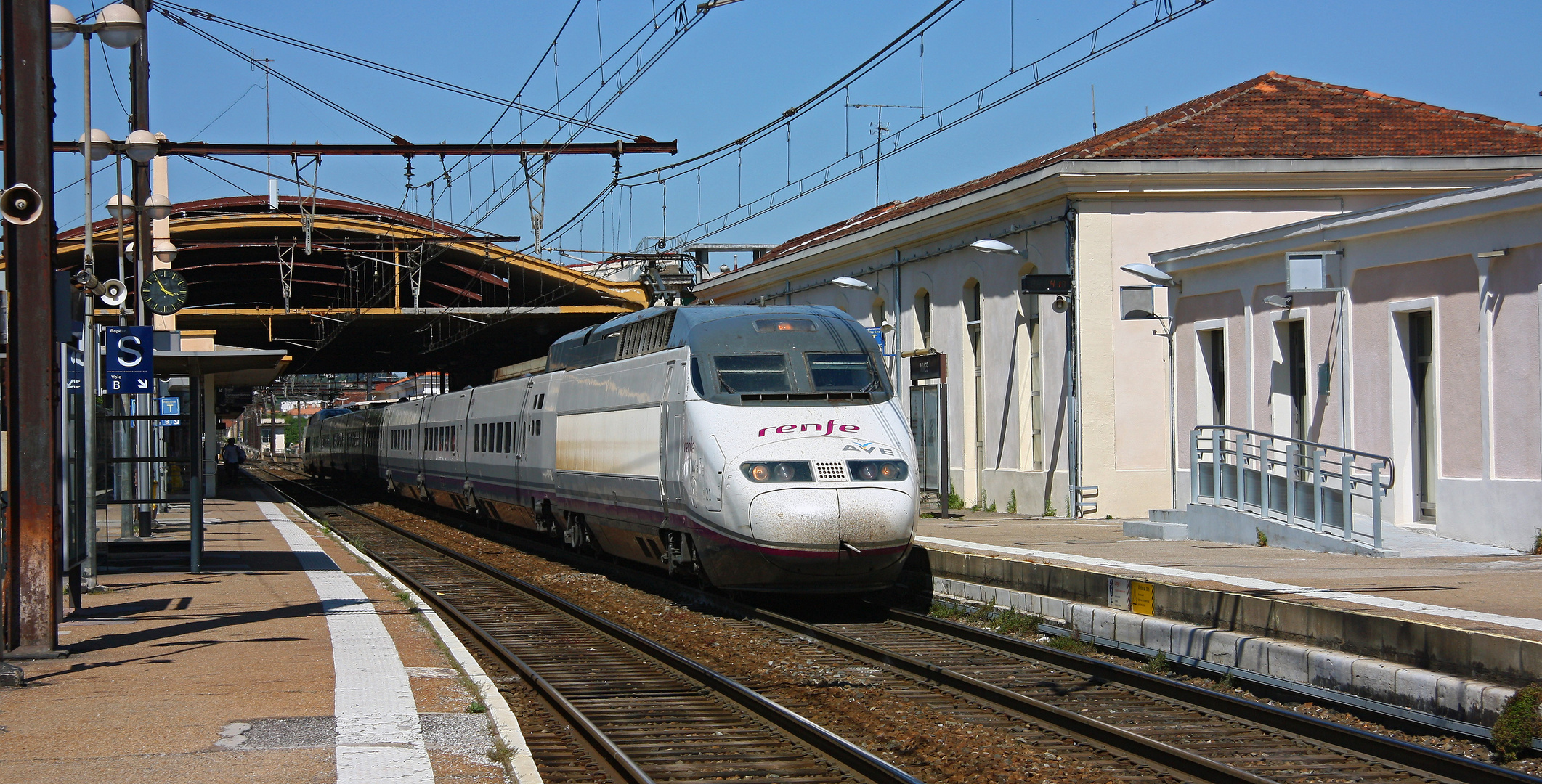 RENFE in Nimes