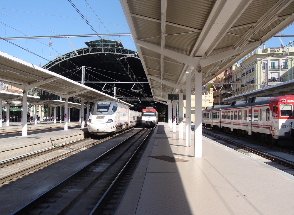 RENFE.- Valencia. 04