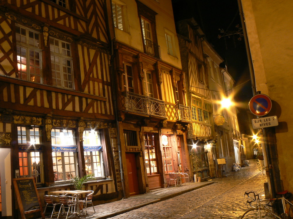 Rennes la nuit --