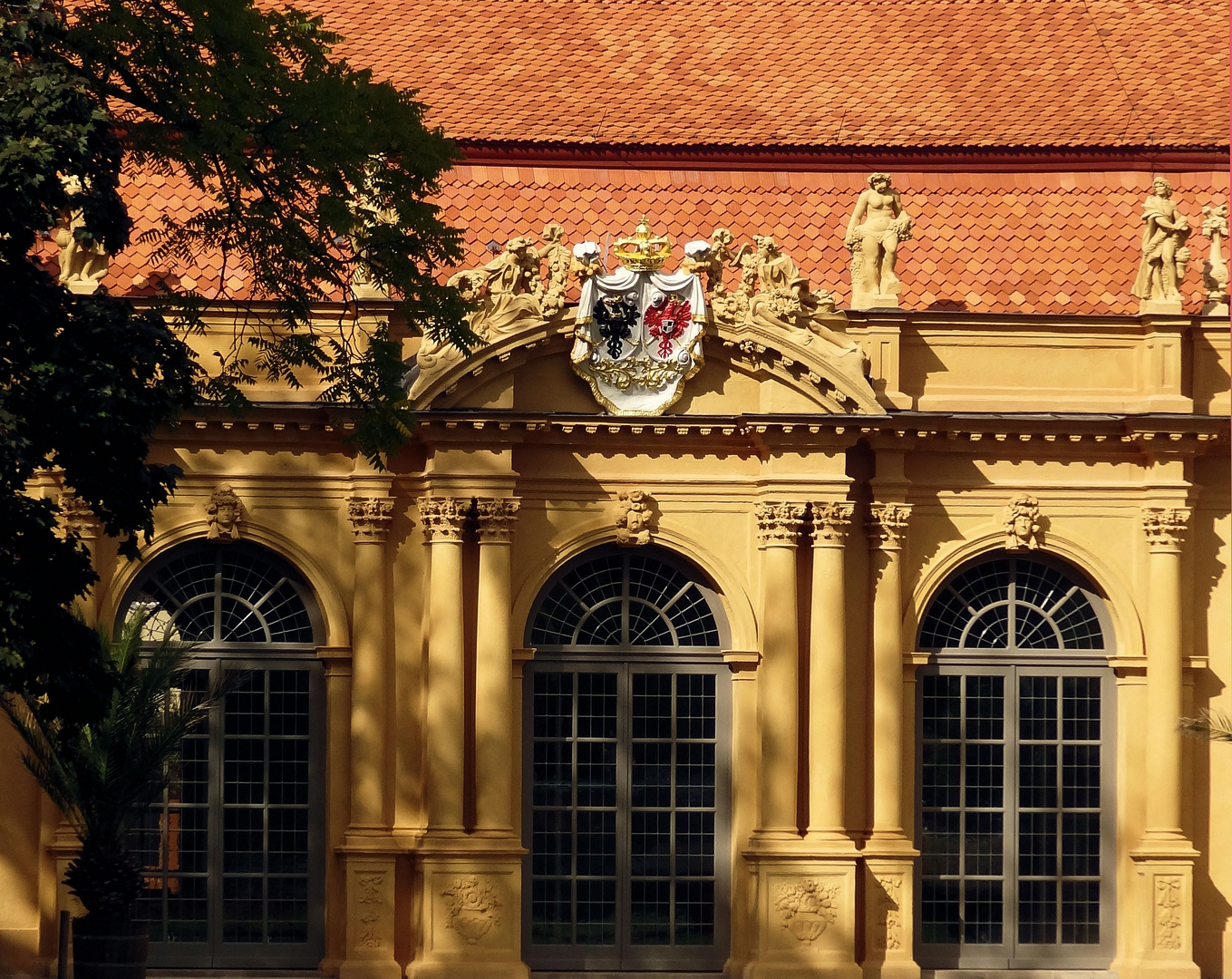 renovierte orangerie im erlanger schlossgarten