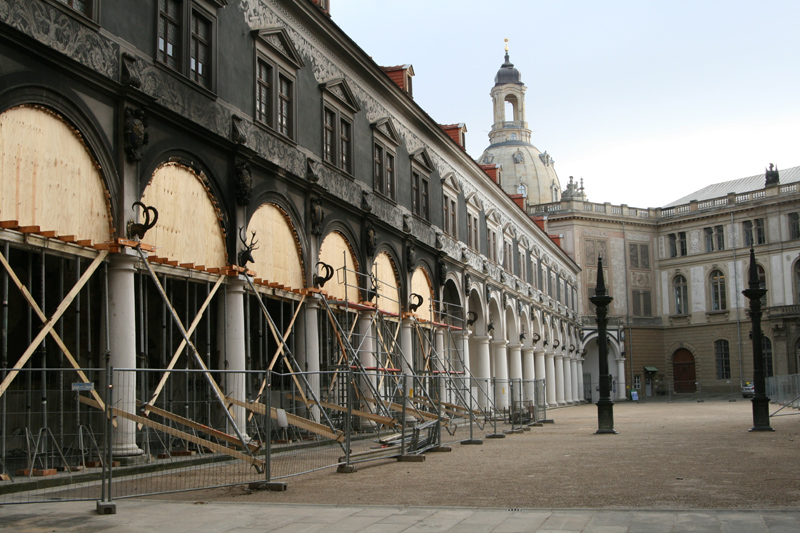 Renovierung Schlosshof in Dresden