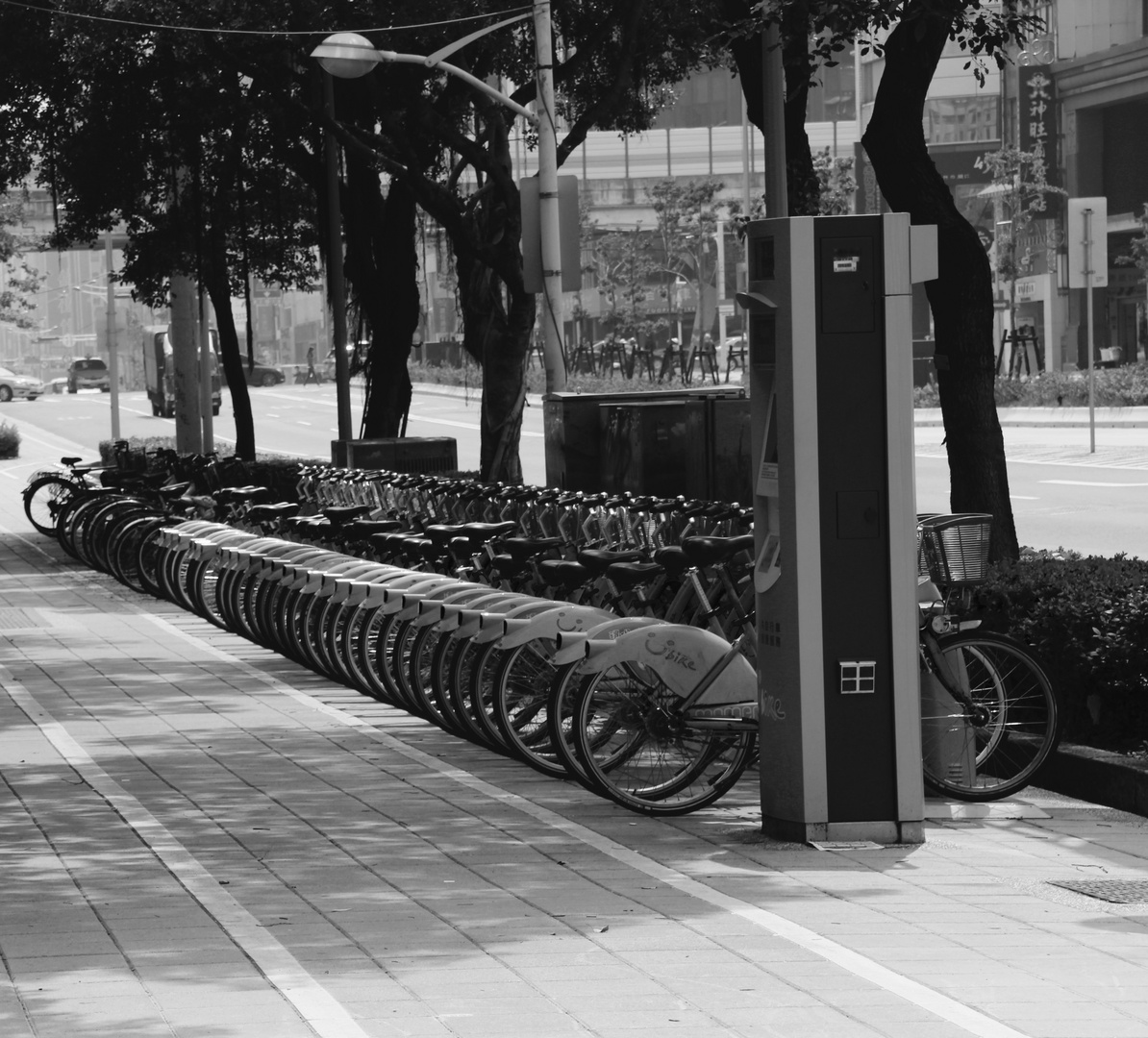 rent a bike in Taipei...