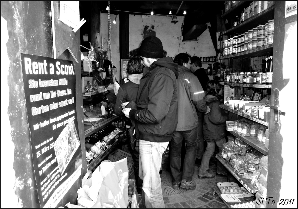 rent a scout... ;) * mens Foto & Bild streetfotografie mit menschen