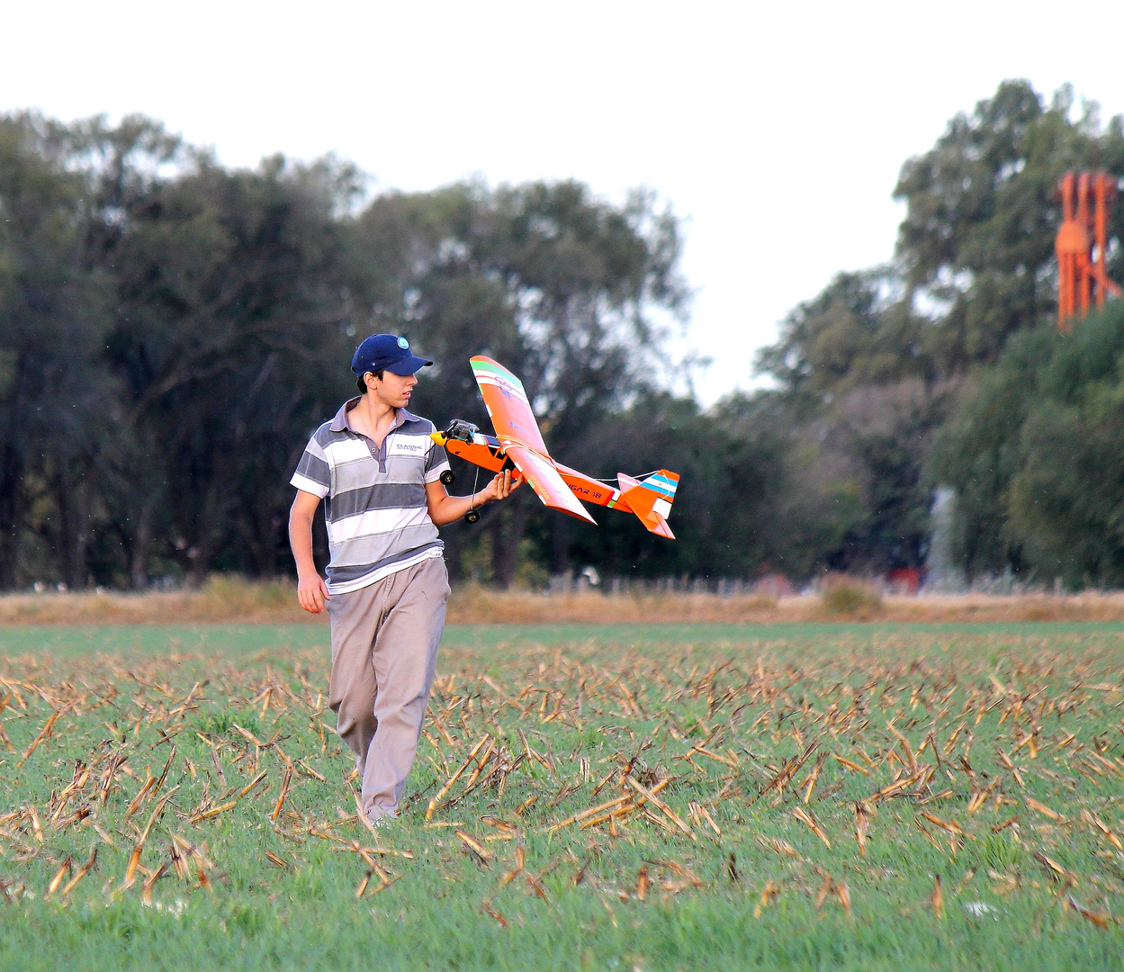 Rescatando su aeromodelo