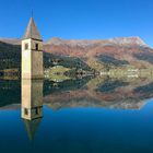 Reschensee im Herbst