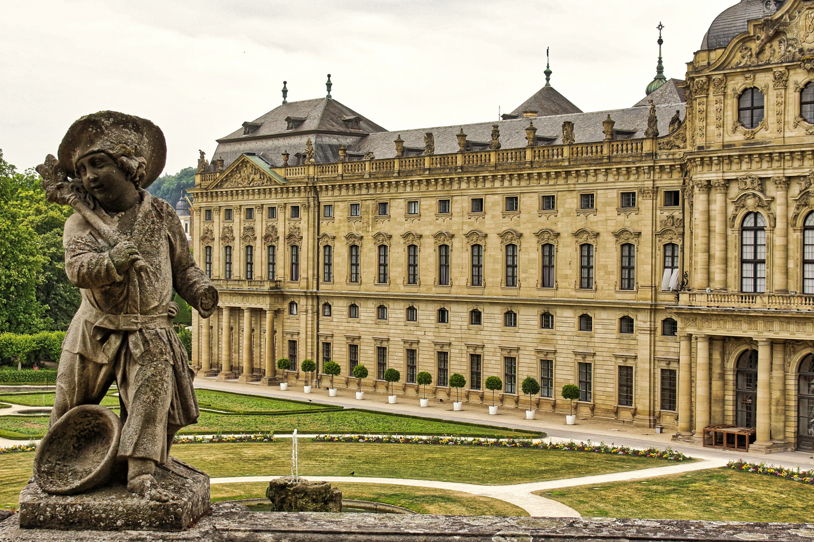 Residenz Würzburg an einem trüben Tag