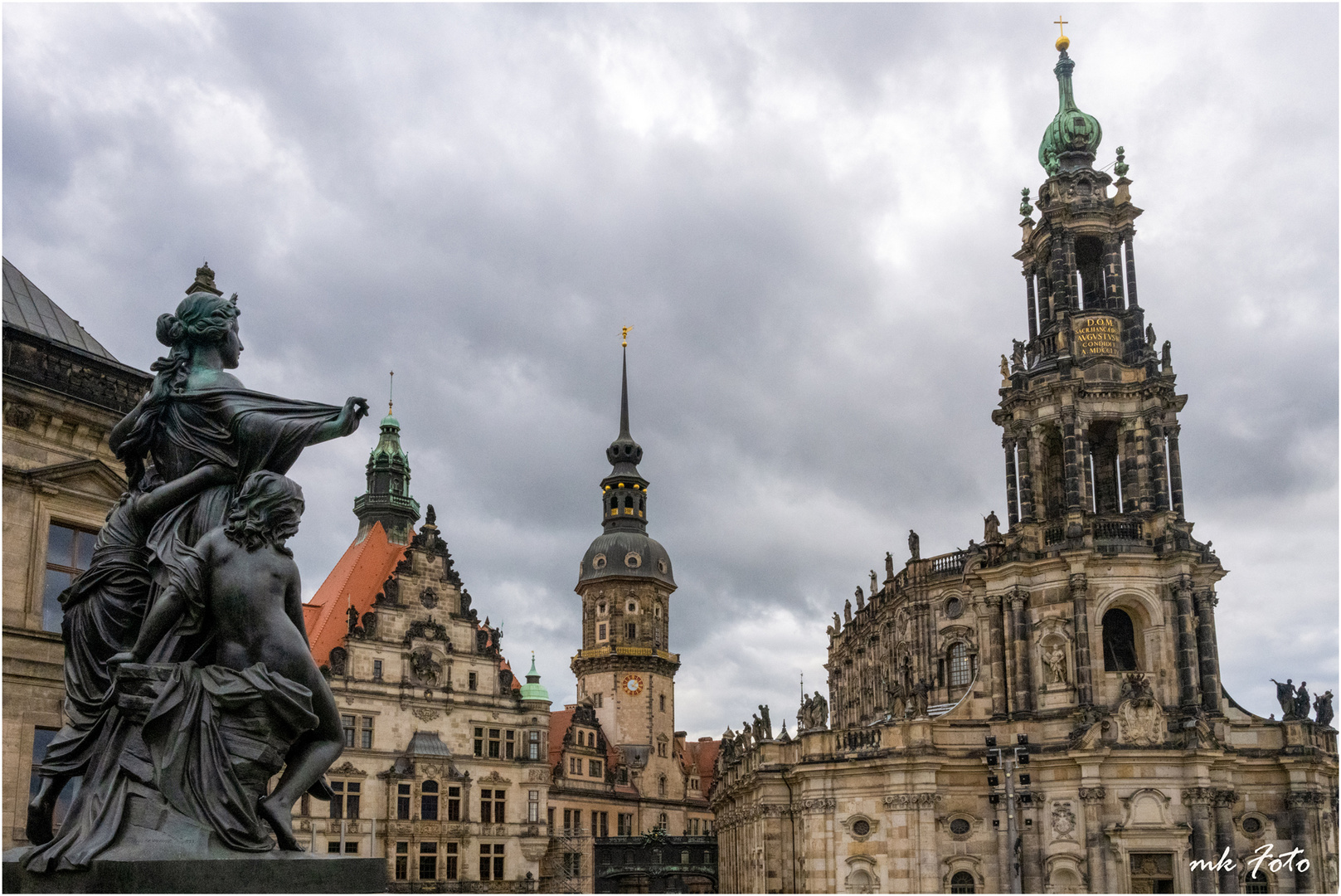 Residenzschloss und Hofkirche in Dresden