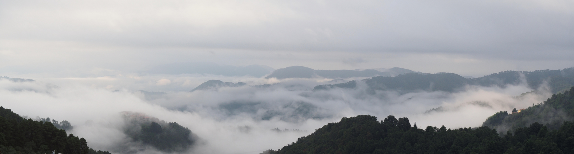 rest in the sunrise - Panorama in der Toskana