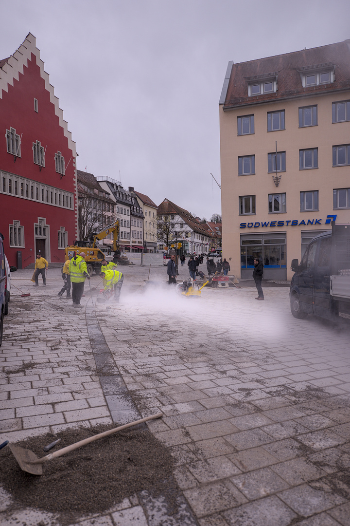 Restarbeiten an unserem Marienplatz