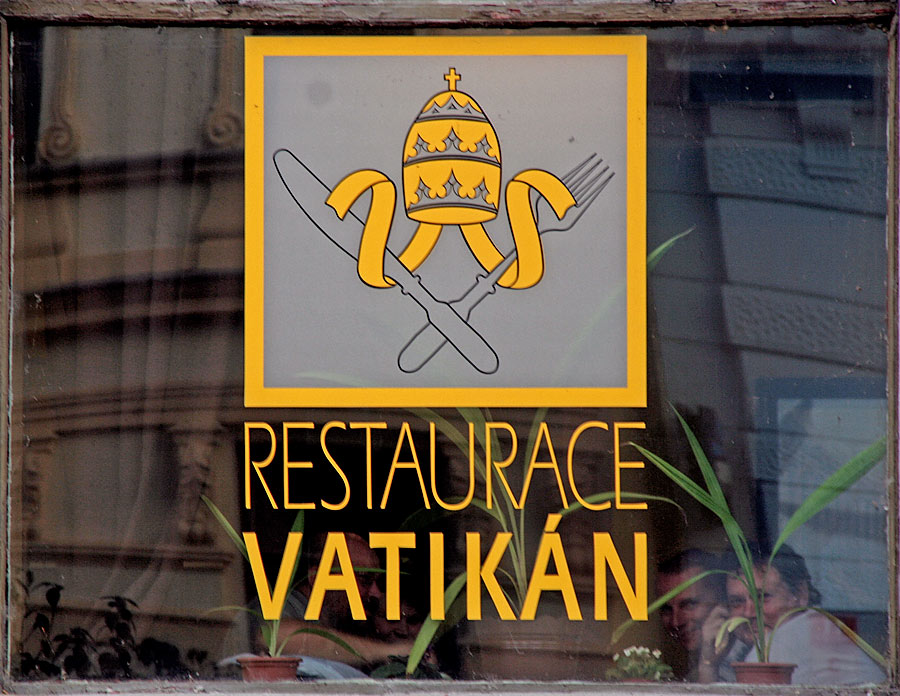 Restaurace Vatikán - Essen beim Papst