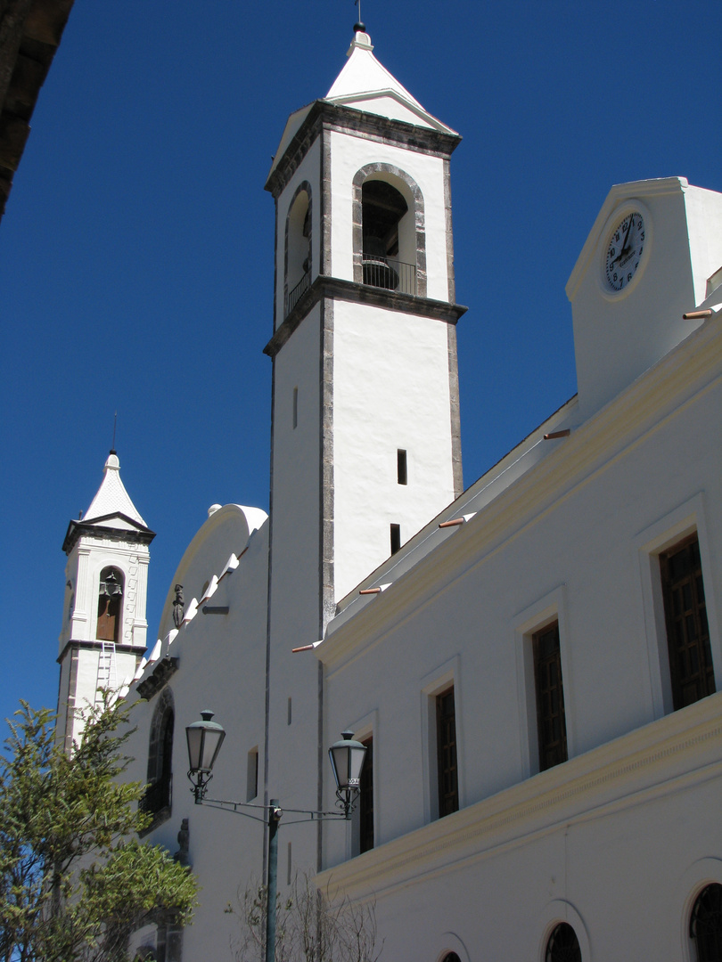 Restauracion de convento san franciscano.1562 a 1567